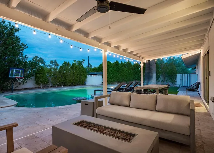 Modern Retreat With Pool Fire Pit Outdoor Living Holiday home